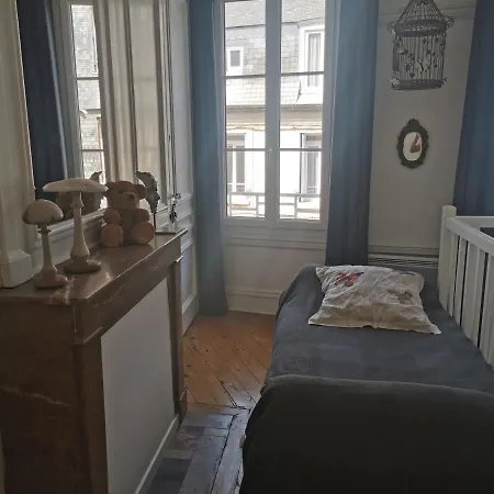 Appartement Les Papillons De St Leonard Honfleur